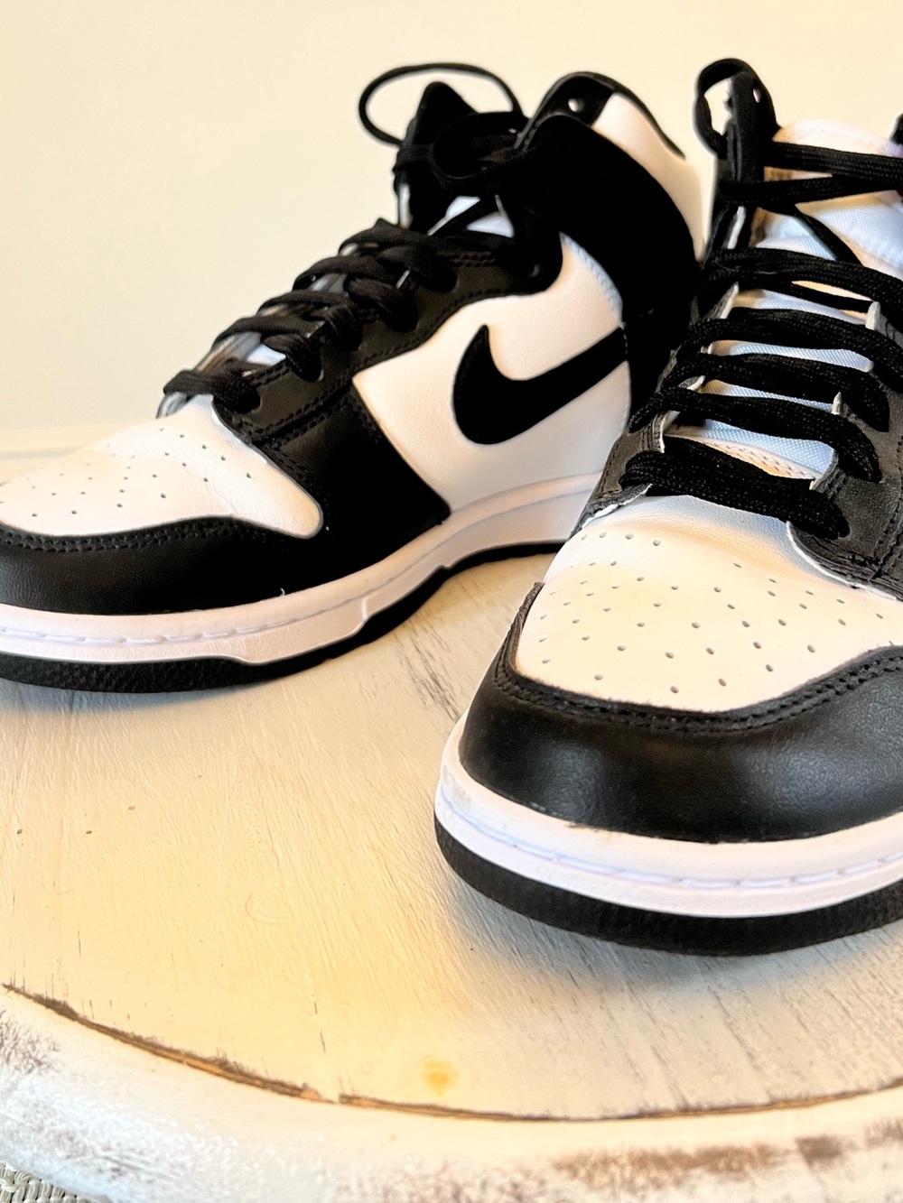 Nike Women’s Dunk High Panda - Picture 2 of 11